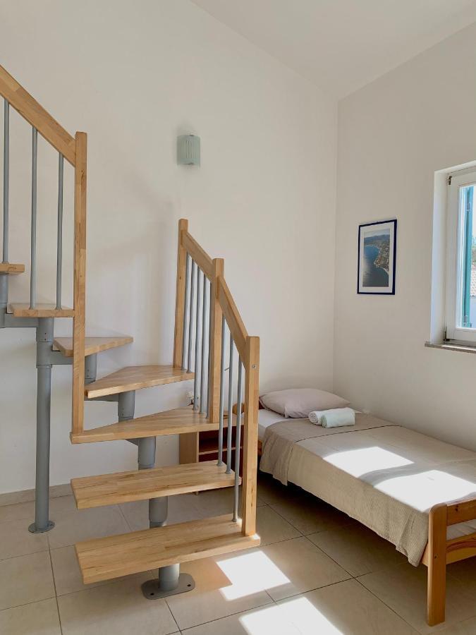 Apartments Happy Stay Center Baska Exterior photo