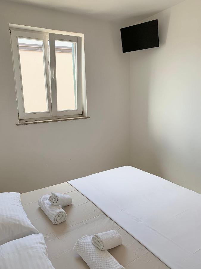 Apartments Happy Stay Center Baska Exterior photo